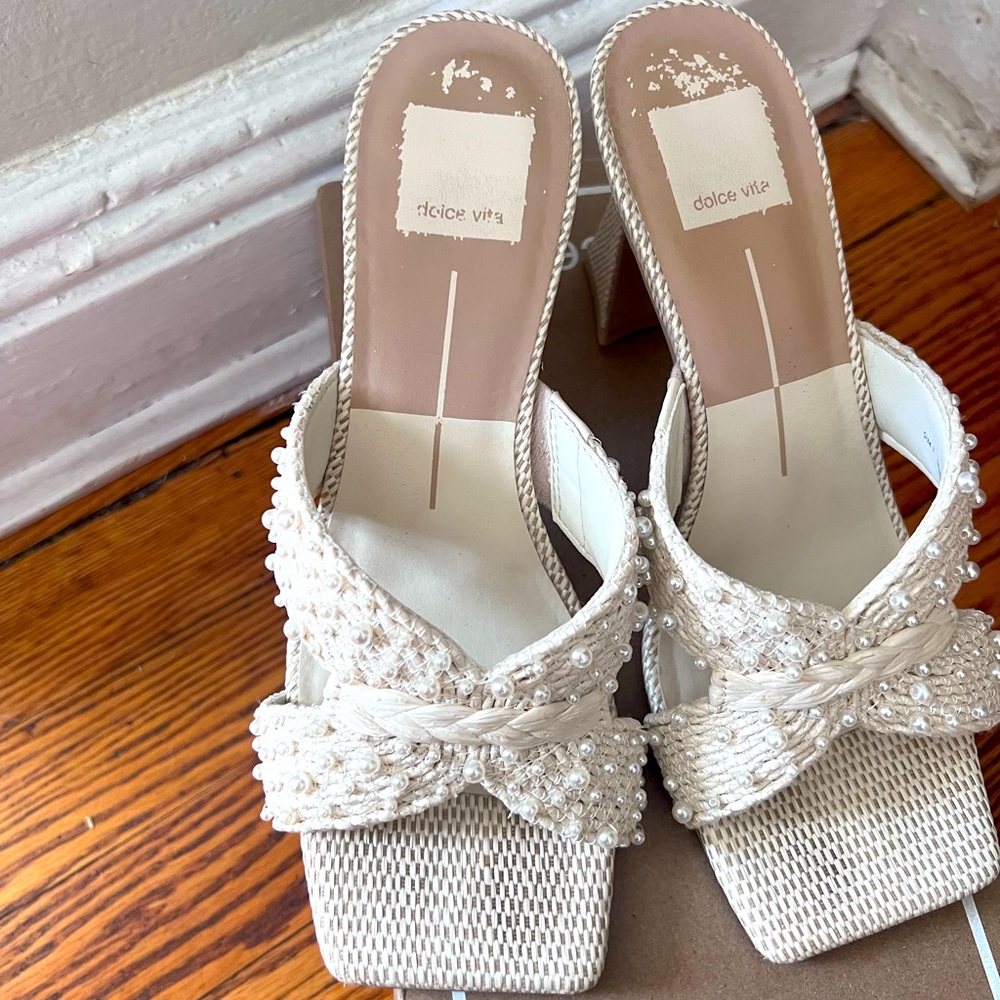Dolce Vita Nitro Pearl Heels